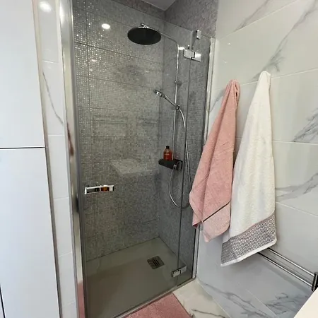 Apartment Sweet Paradise *